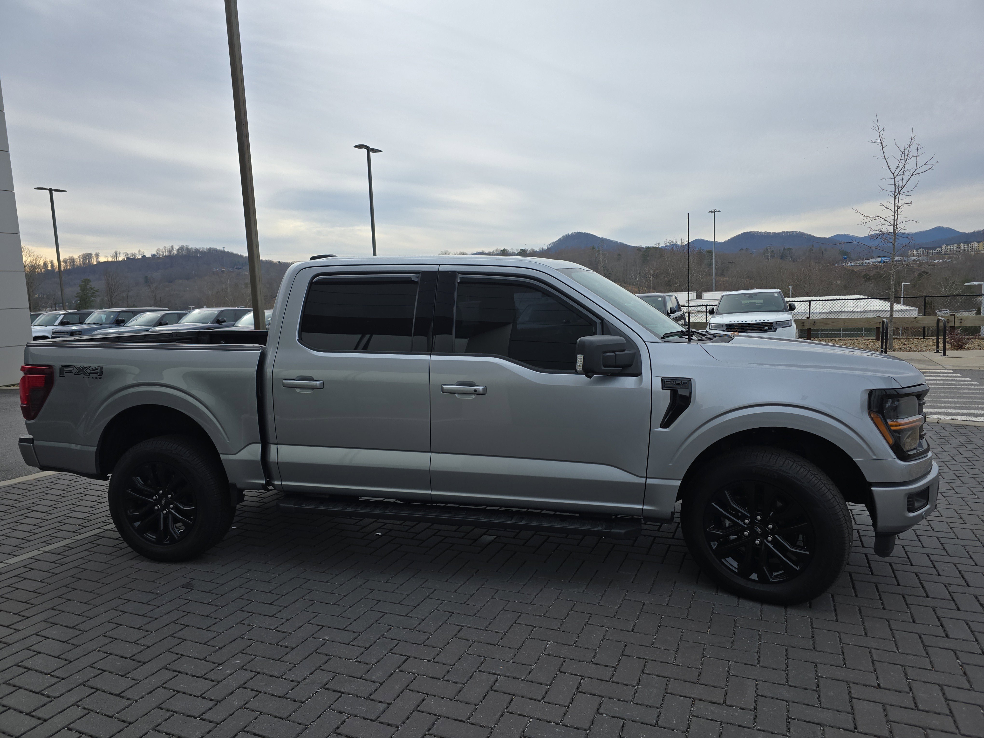 Used 2025 Ford F150 XLT w/ Equipment Group 302A MID image 4