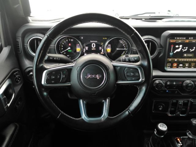 Used 2021 Jeep Wrangler Unlimited Sahara w/ Cold Weather Group AWD/4WD image 32