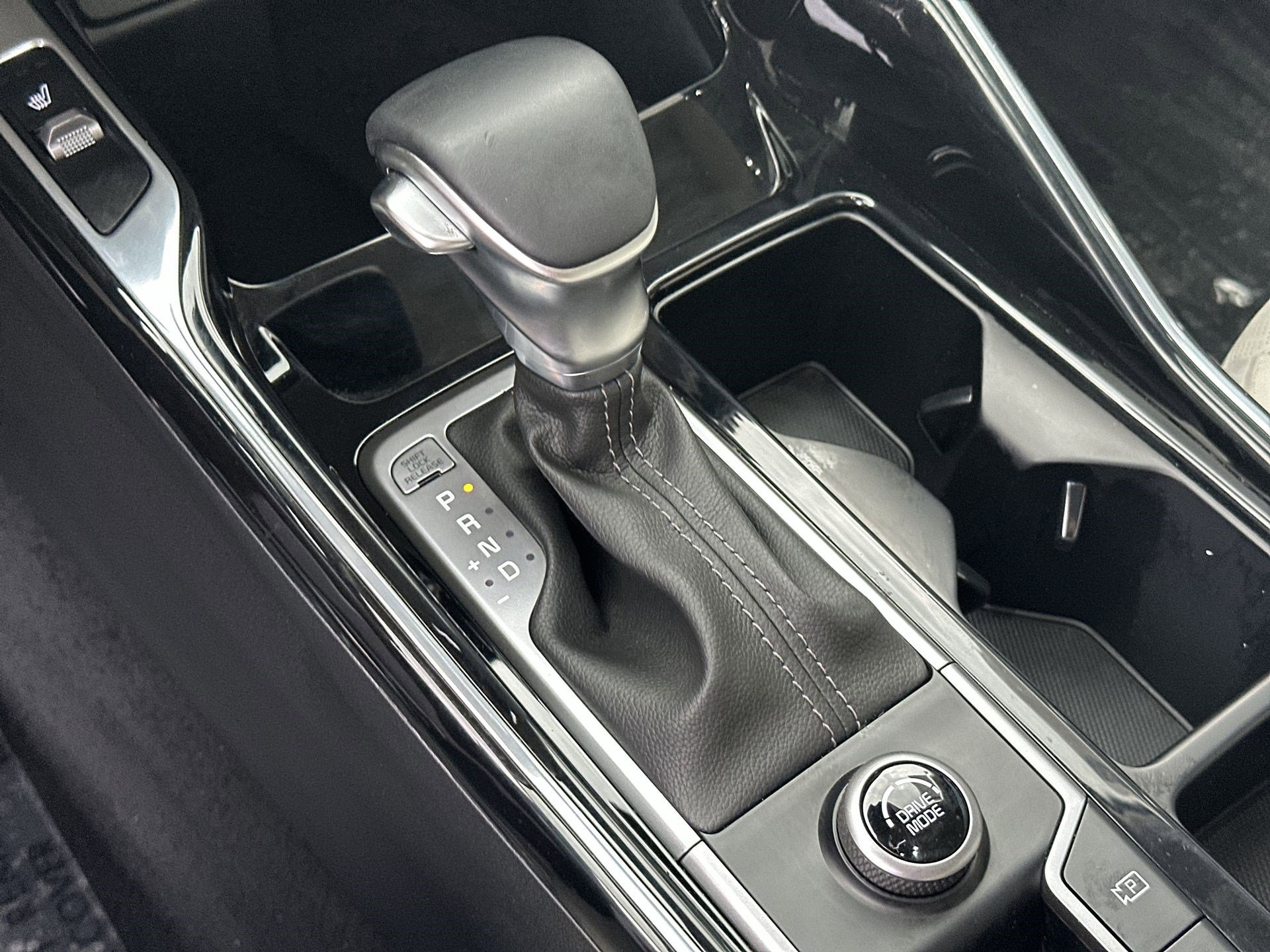 Certified 2023 Kia Sorento SX FWD image 19