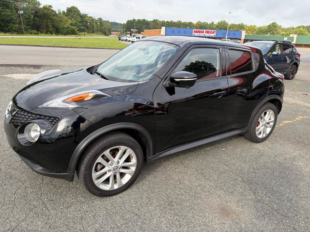 Used 2016 Nissan Juke SV w/ Technology Package AWD/4WD image 9