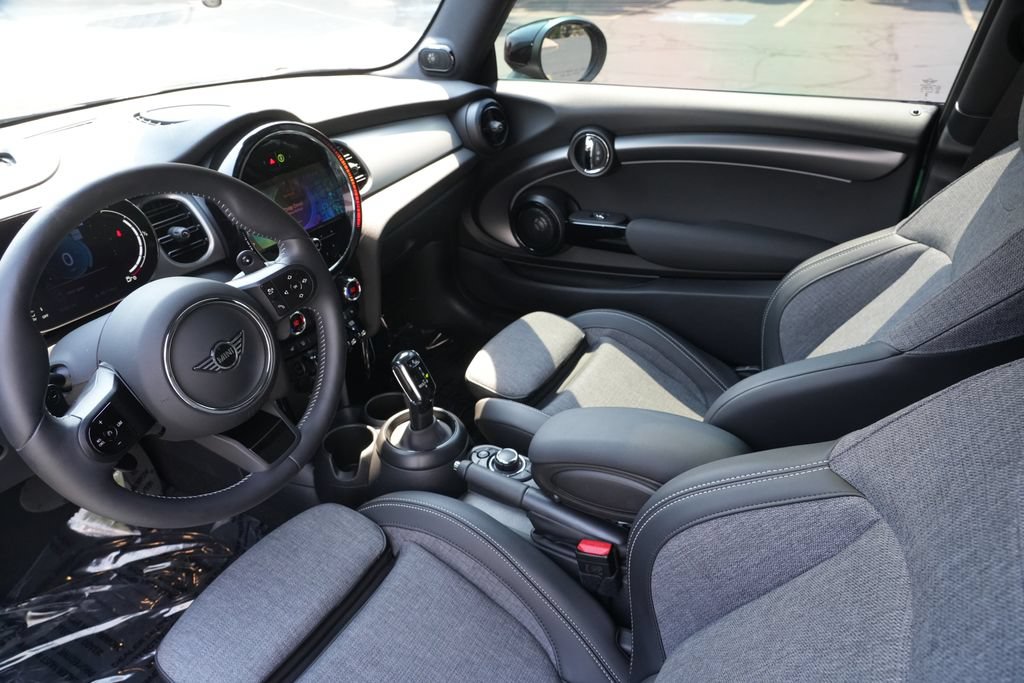 Certified 2024 MINI Cooper S FWD image 9