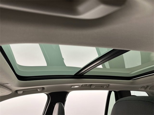 Certified 2023 Volvo XC90 T8 Plus image 22