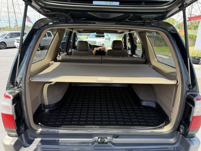 Used 2000 Toyota 4Runner Limited RWD image 18