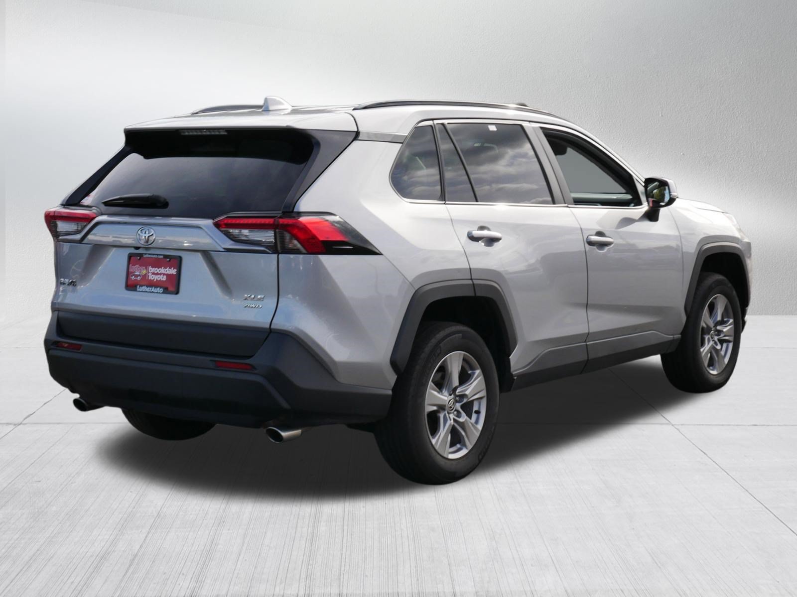 Certified 2025 Toyota RAV4 XLE AWD/4WD image 7