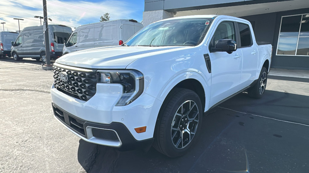 New 2025 Ford Maverick Lariat w/ 4K Tow Package image 7