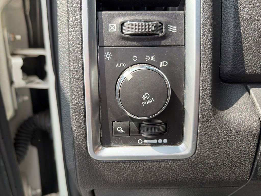 Used 2017 RAM 1500 Limited image 15