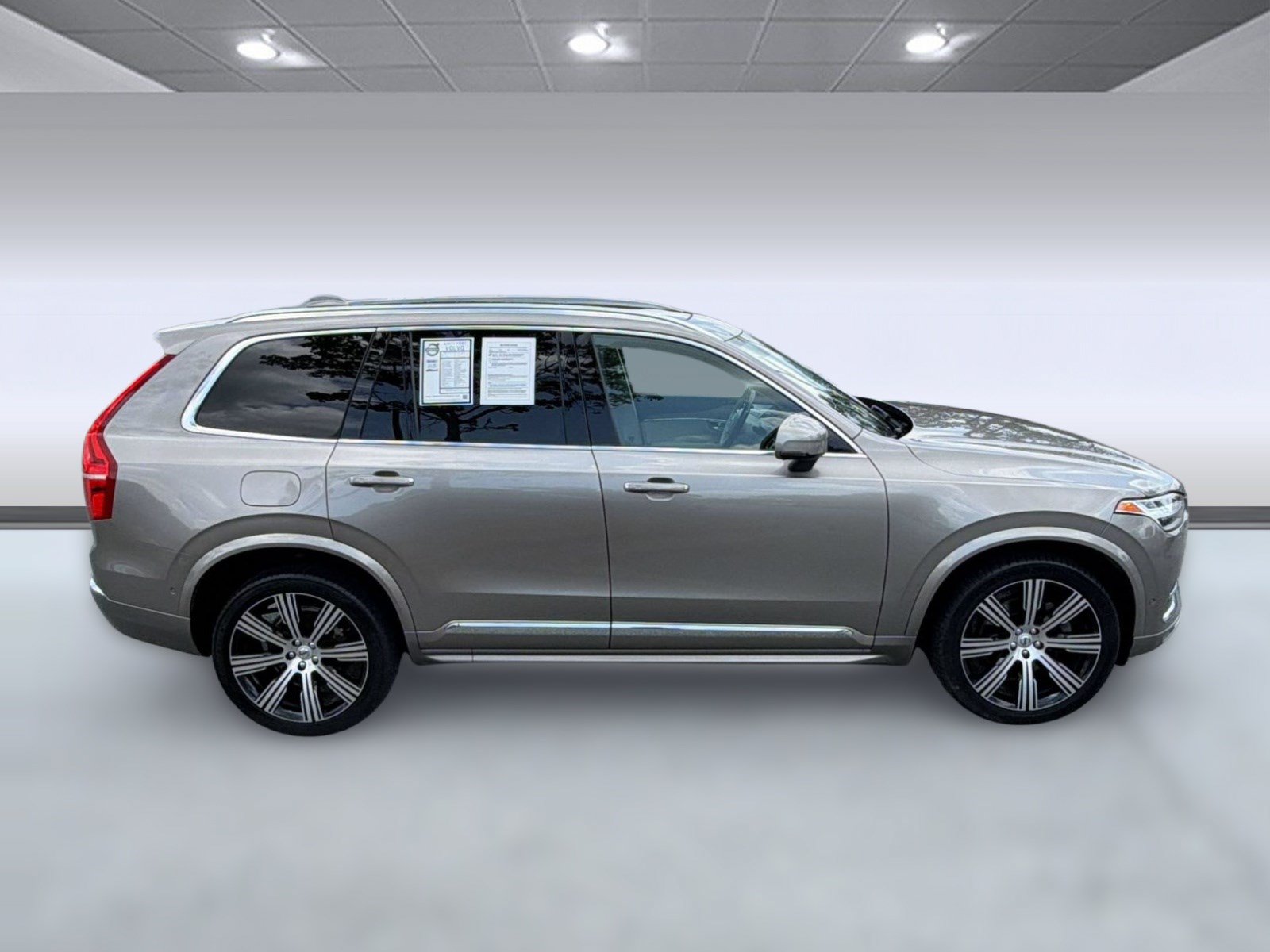 Certified 2022 Volvo XC90 T6 Inscription w/ Lounge Package AWD/4WD image 8