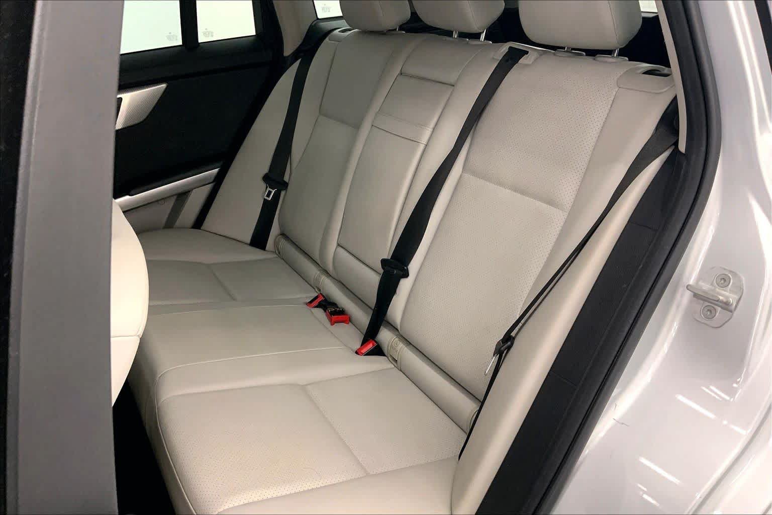 Used 2014 Mercedes-Benz GLK 350 2WD image 17