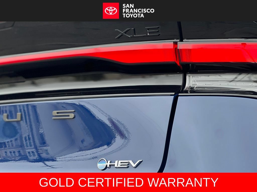 Certified 2025 Toyota Prius XLE FWD image 10