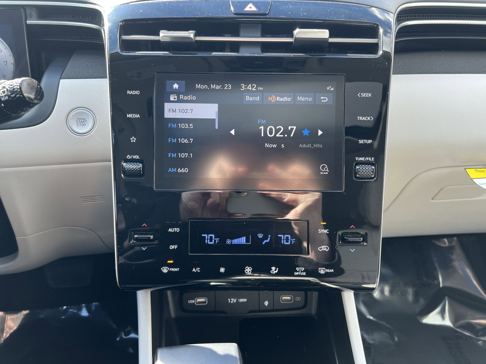 Used 2023 Hyundai Tucson SEL w/ Convenience Package image 18