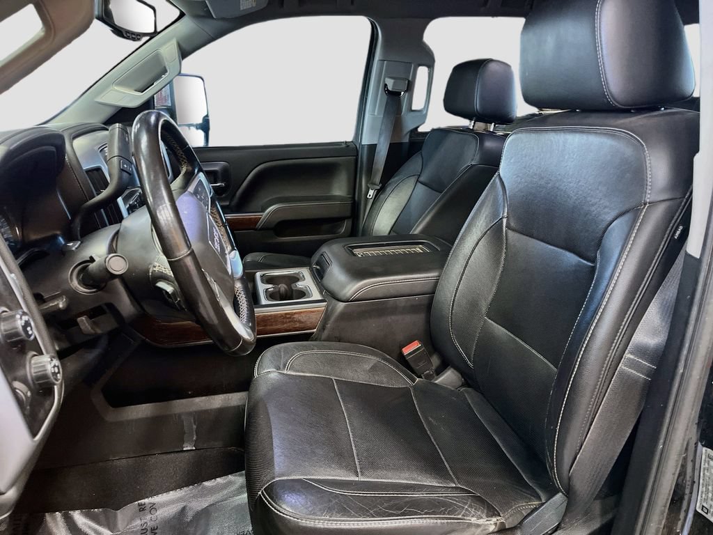 Used 2019 GMC Sierra 3500 SLT w/ Duramax Plus Package AWD/4WD image 22