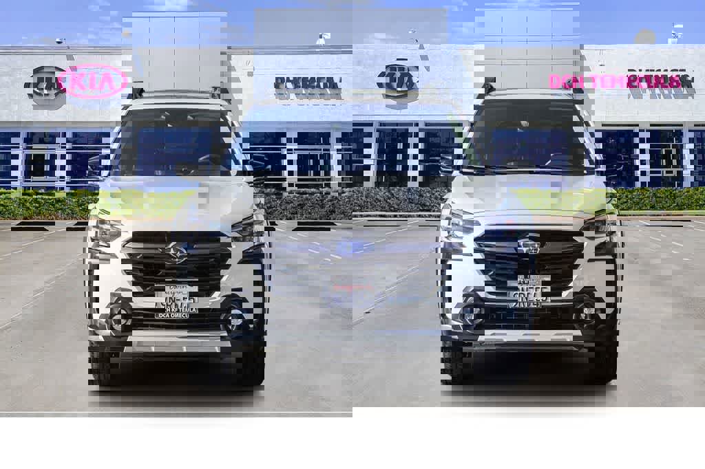 Used 2024 Subaru Outback Limited XT image 2