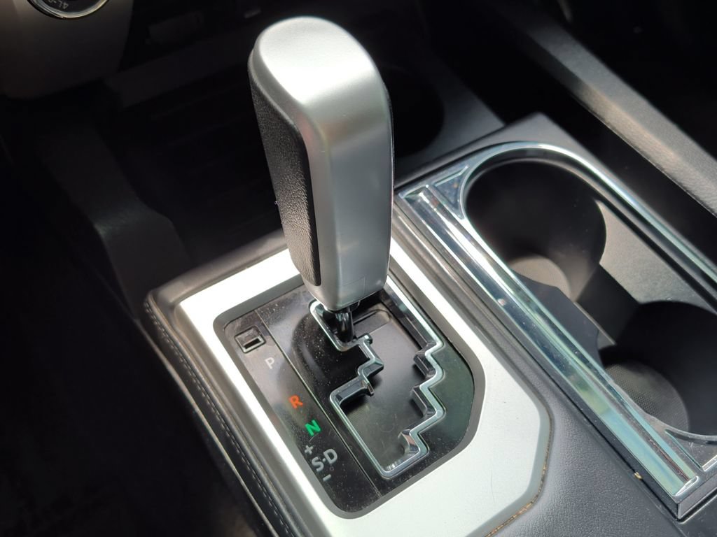 Used 2018 Toyota Tundra Platinum AWD/4WD image 24