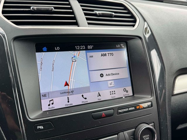 Used 2019 Ford Explorer XLT w/ Equipment Group 202A AWD/4WD image 29