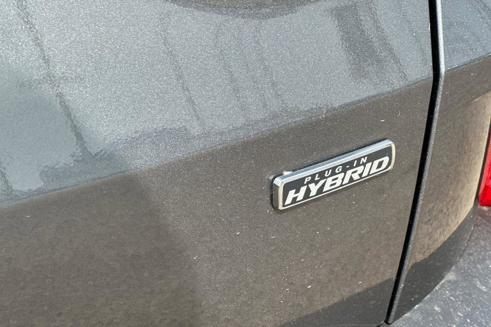 New 2025 Ford Escape SE image 6