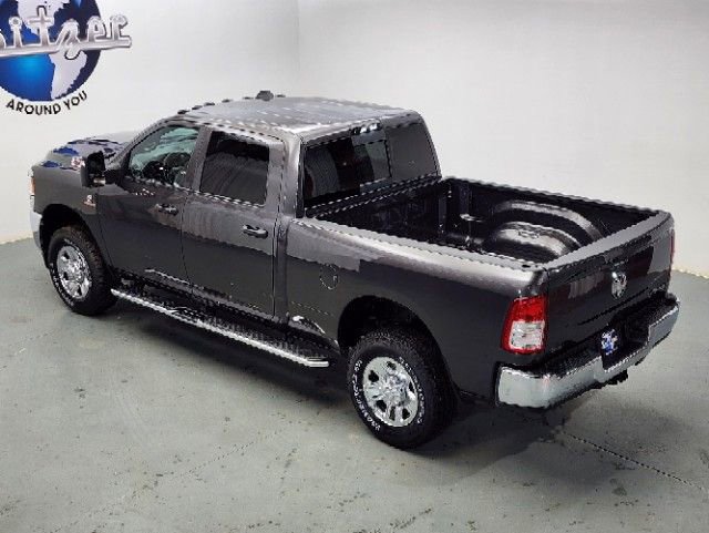 New 2024 RAM 3500 Tradesman image 9