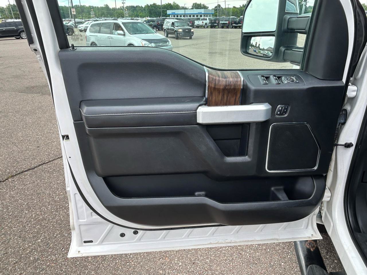 Used 2018 Ford F150 Lariat w/ Equipment Group 501A Mid AWD/4WD image 14