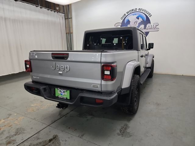 Used 2020 Jeep Gladiator Overland image 9