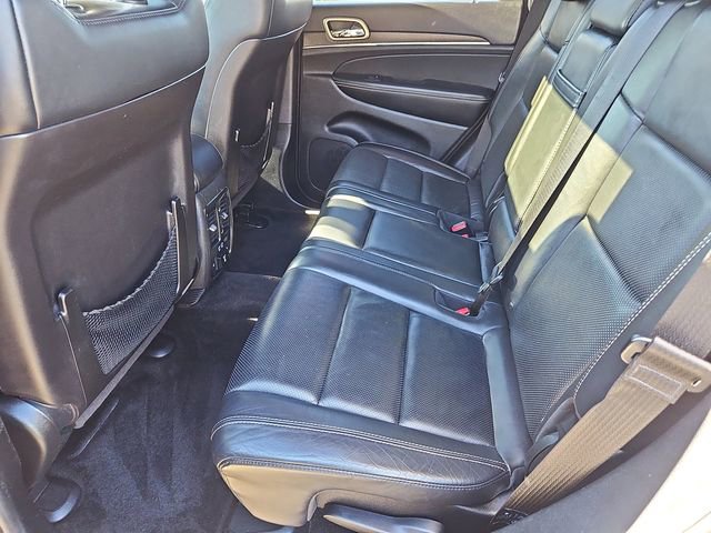 Used 2015 Jeep Grand Cherokee Limited w/ Luxury Group II image 36