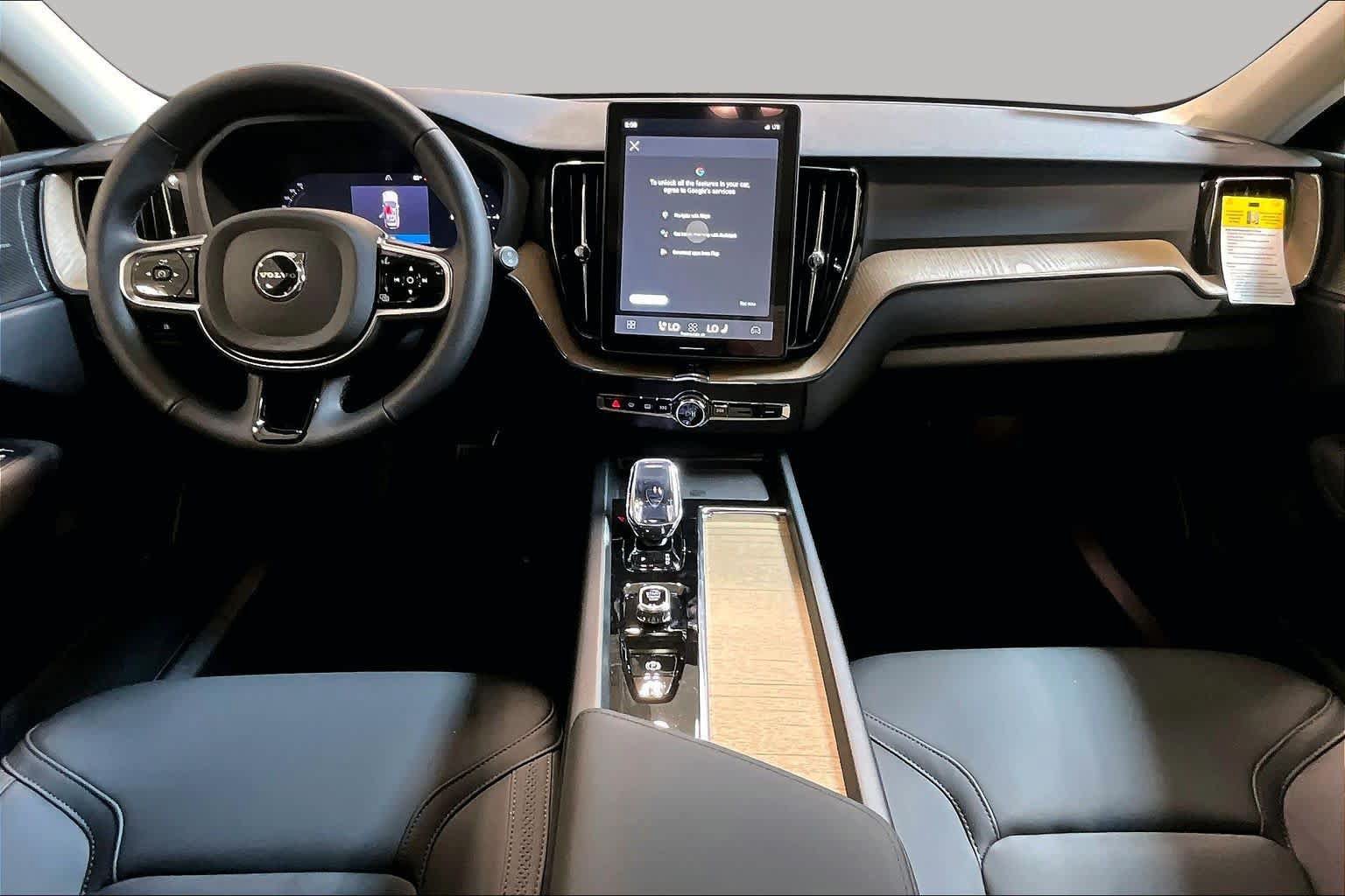 New 2026 Volvo XC60 T8 Plus w/ Protection Package Premier AWD/4WD image 7