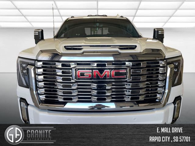 Used 2024 GMC Sierra 3500 Denali w/ Denali Reserve Package image 9