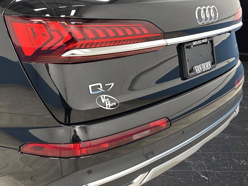 Used 2023 Audi Q7 2.0T Premium w/ Convenience Package image 36