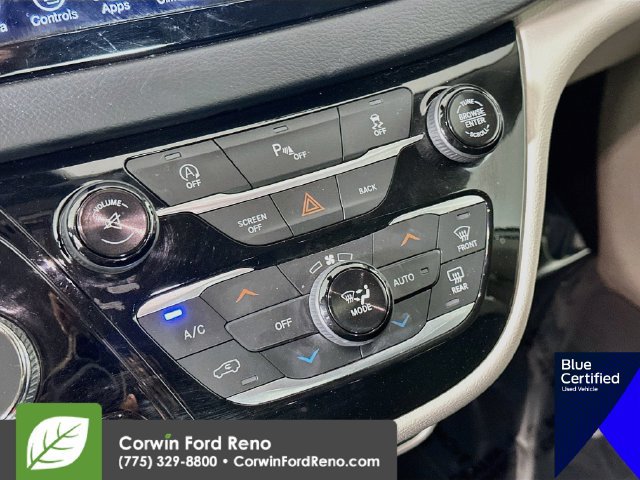 Used 2017 Chrysler Pacifica Touring-L FWD image 18