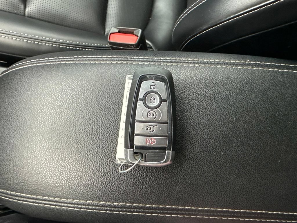 Used 2024 Ford Escape Platinum AWD/4WD image 27
