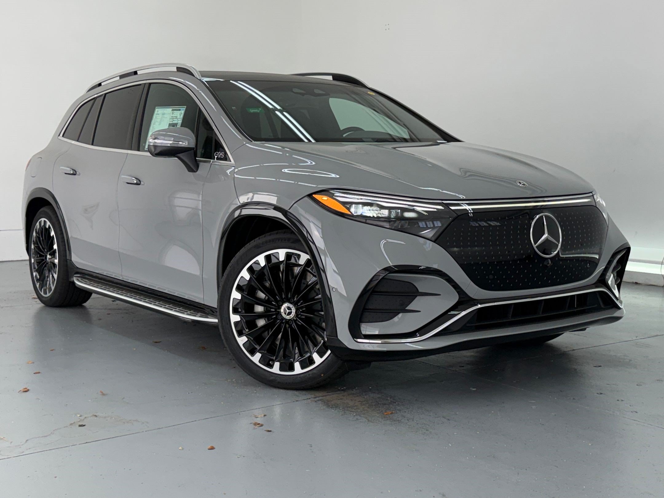New 2027 Mercedes-Benz EQS 400 4MATIC SUV image 6