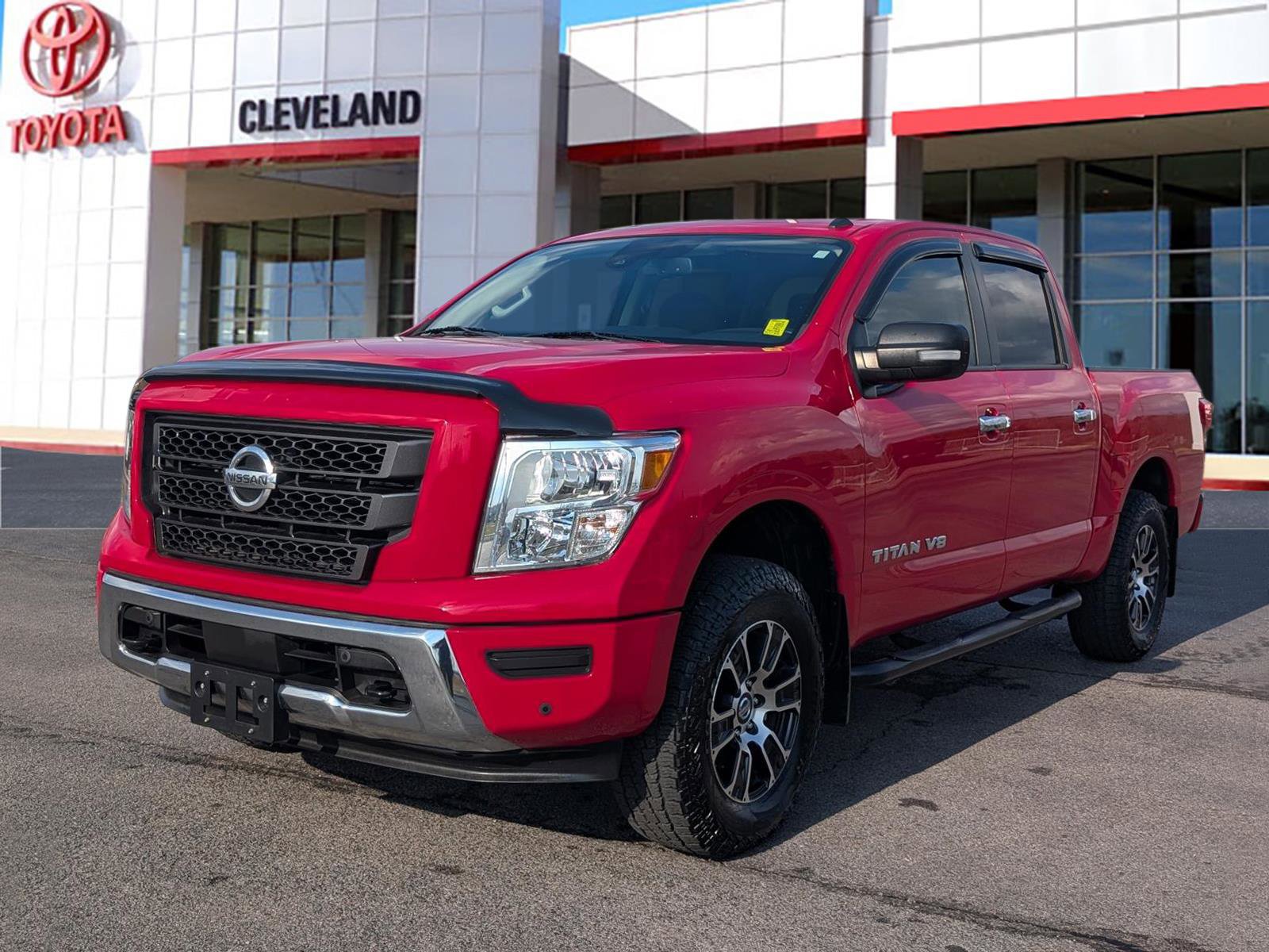 Used 2020 Nissan Titan SV w/ SV Convenience Package image 5