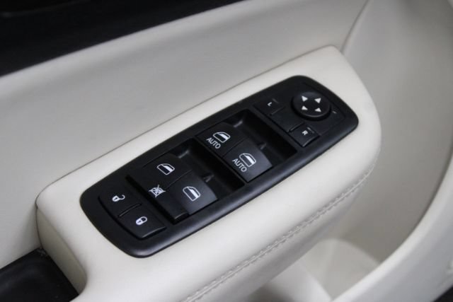 Used 2015 Chrysler 200 C w/ Navigation & Sound Group I FWD image 8