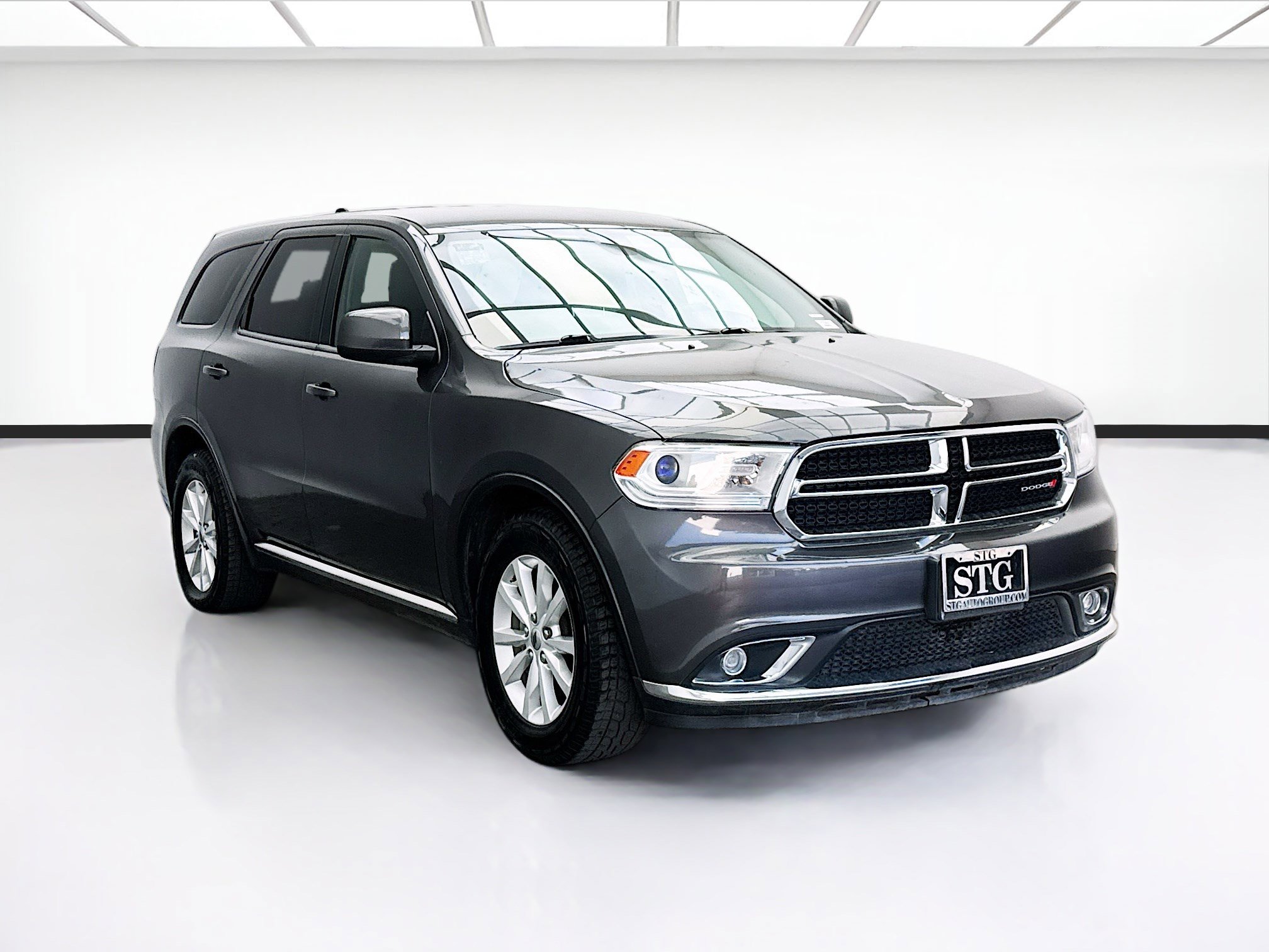 Used 2020 Dodge Durango SXT w/ 3rd Row Seating Group RWD image 3