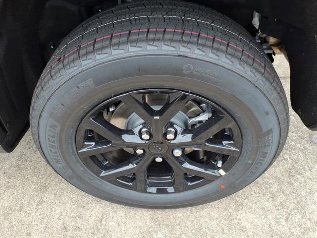 New 2026 Jeep Grand Cherokee Altitude RWD image 19