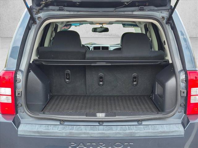 Used 2008 Jeep Patriot Sport AWD/4WD image 6