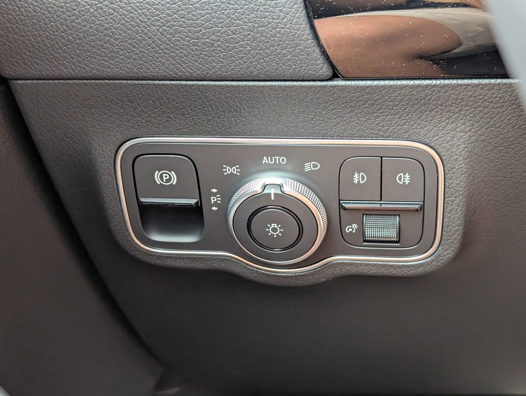 New 2026 Mercedes-Benz GLA 250 4MATIC image 21