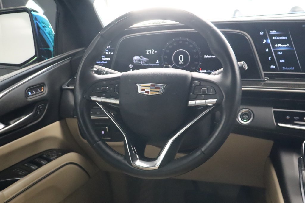 Used 2023 Cadillac Escalade Premium Luxury w/ Performance Package AWD/4WD image 28