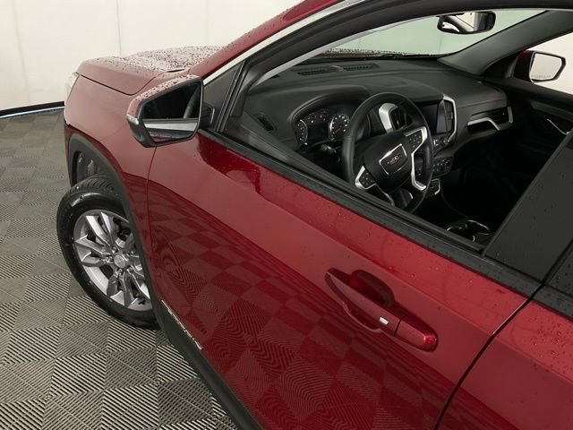 Used 2024 GMC Terrain SLT image 42