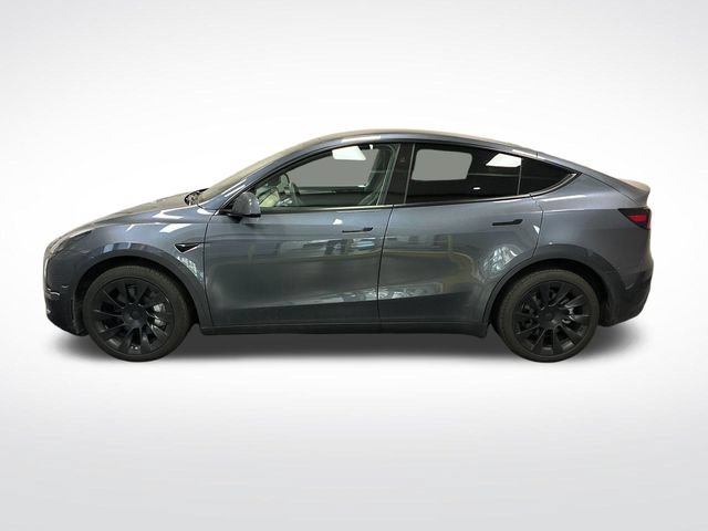 Used 2023 Tesla Model Y Long Range AWD/4WD image 2