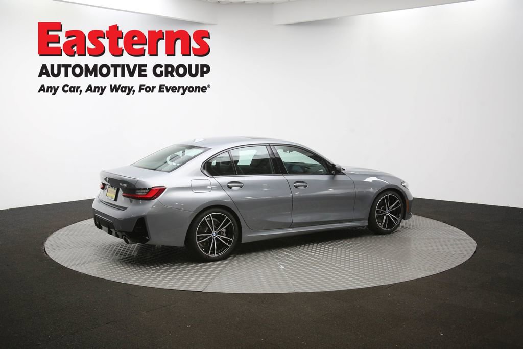 Used 2023 BMW 330i Sedan w/ M Sport Package RWD image 42