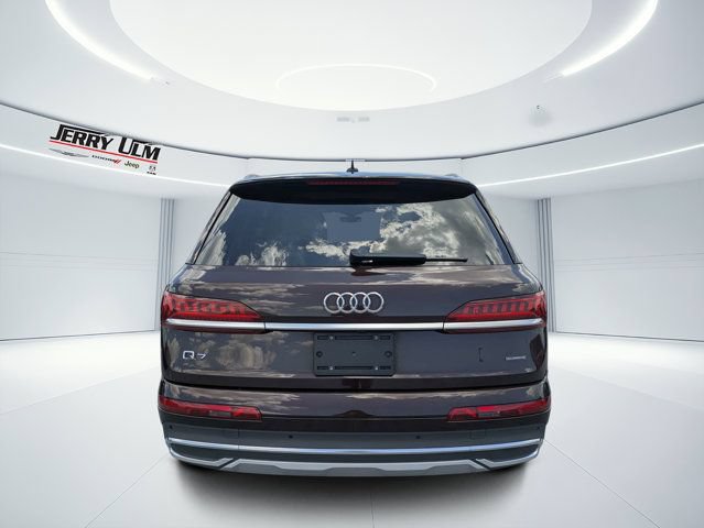 Used 2021 Audi Q7 2.0T Premium Plus w/ Premium Plus Package AWD/4WD image 4