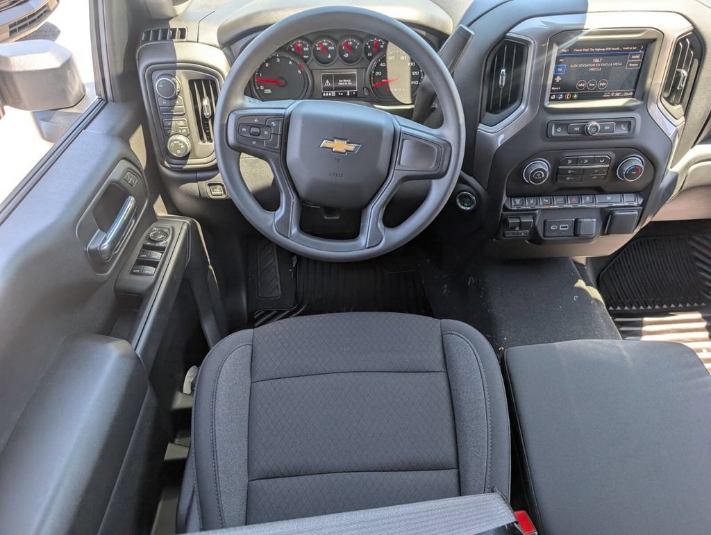 New 2026 Chevrolet Silverado 2500 Custom w/ Custom Value Package AWD/4WD image 9