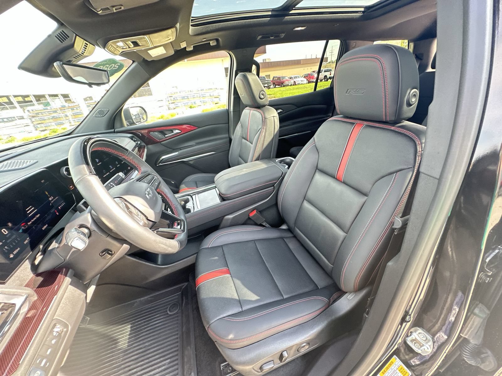 Certified 2026 Chevrolet Traverse RS w/ LPO, Floor Liner Package AWD/4WD image 20