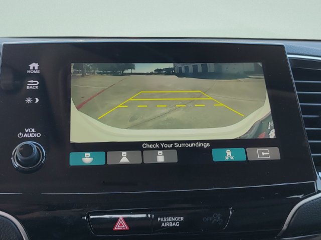 Used 2020 Honda Pilot Touring image 15