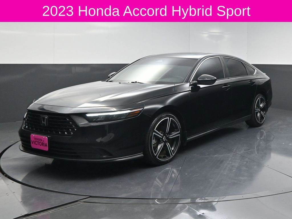 Used 2023 Honda Accord Sport image 2