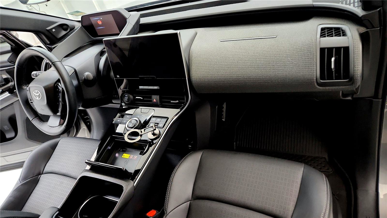 Certified 2023 Toyota bZ4X Limited w/ Weather Package image 16