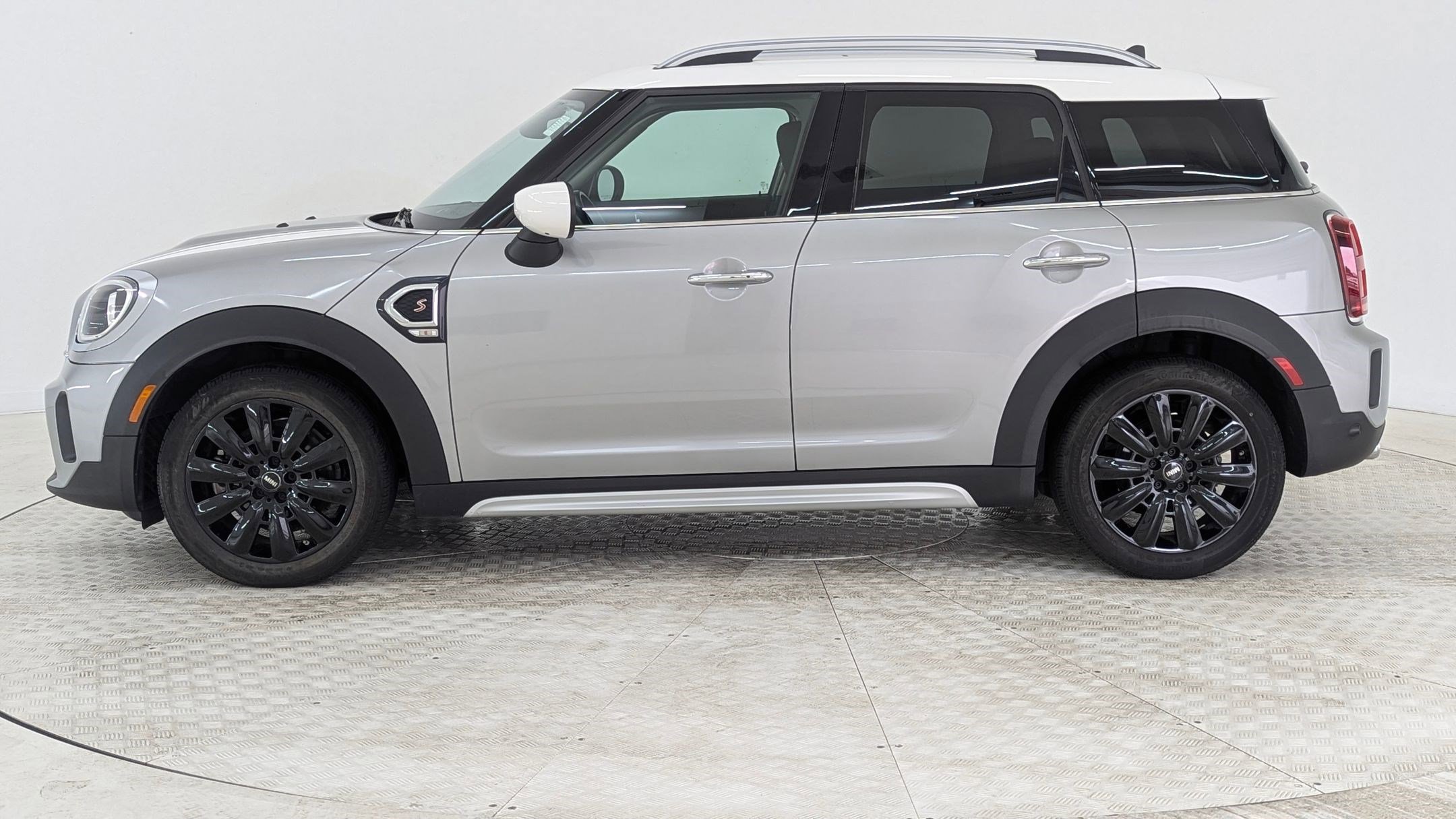 Used 2024 MINI Cooper Countryman S image 2