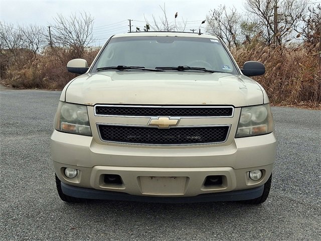 Used 2010 Chevrolet Tahoe LT w/ Luxury Package image 2