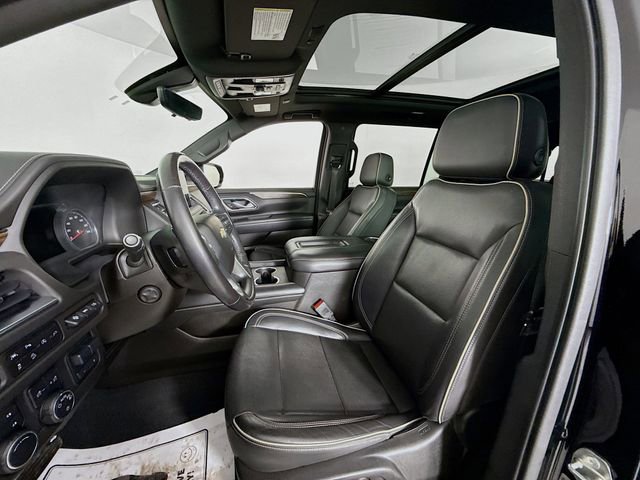 Used 2021 Chevrolet Suburban Premier w/ Premium Package image 22