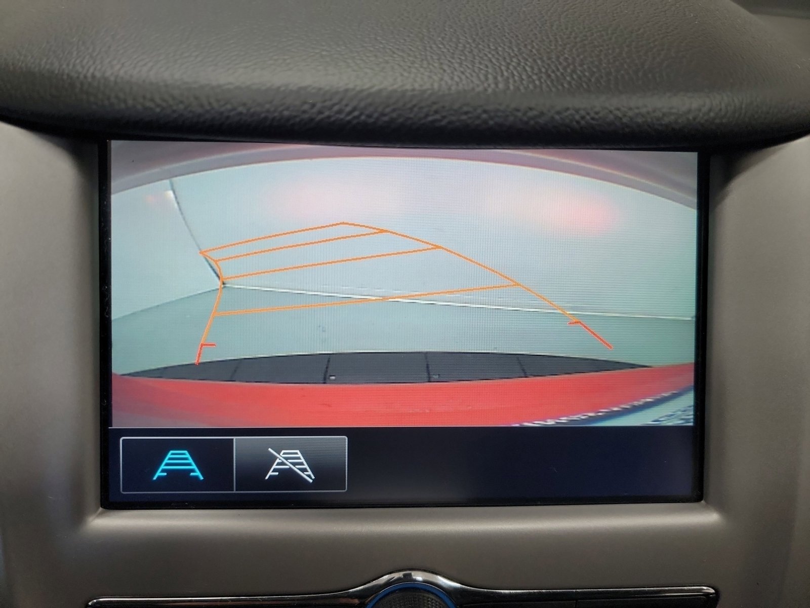 Used 2018 Chevrolet Cruze LS FWD image 31