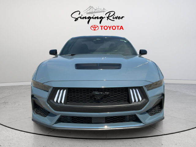 Used 2025 Ford Mustang GT Premium RWD image 2